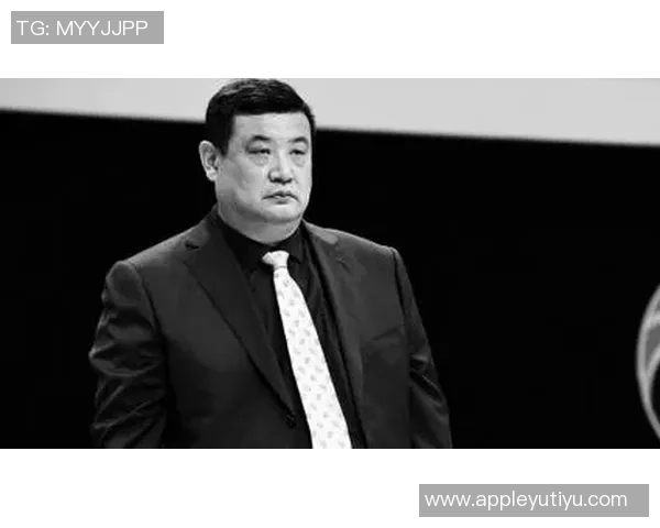 徐长锁慧眼识珠引杨瀚森入青岛开启篮球新篇章